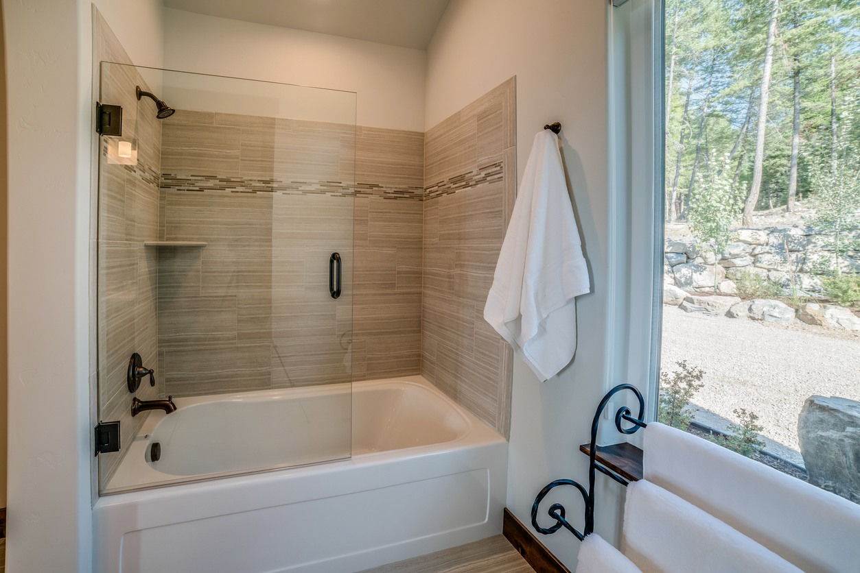 Shower & Tub Installation in Chesapeake